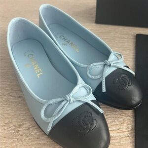 CHANEL Blue and Black Ballet Flats with Decorative Bow